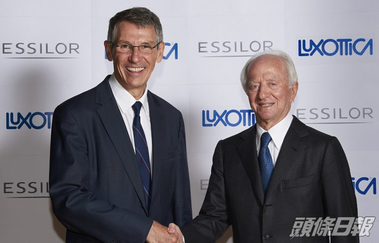 2018年，Luxottica與法國Essilor集團達成併購交易。資料圖片