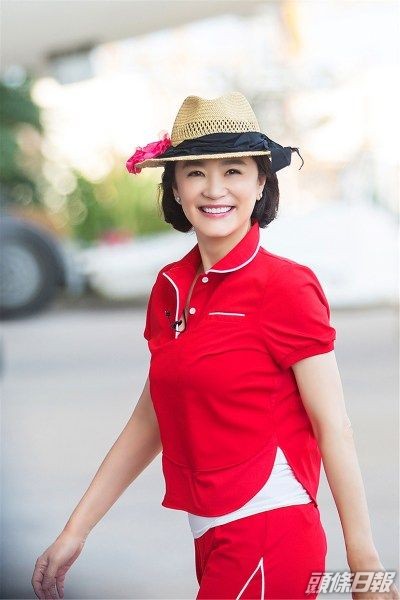 青霞唔想有美人包袱。