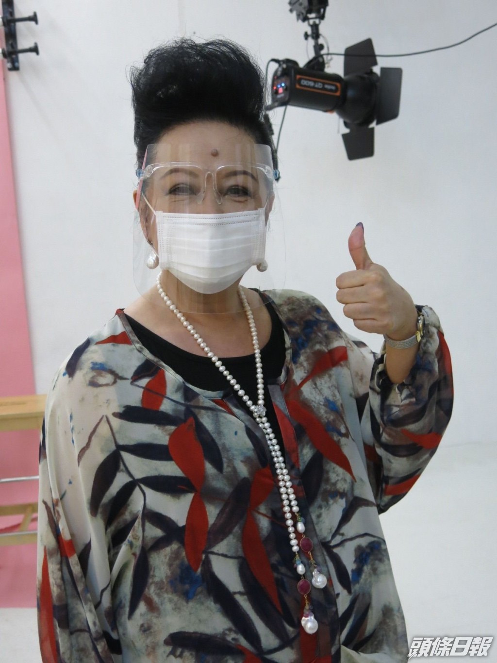 疫情下家燕姐話要加強防護。