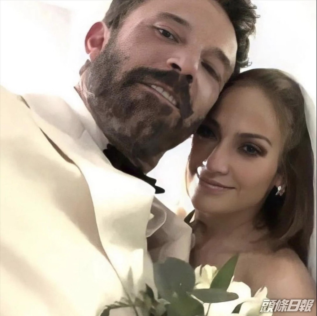珍妮花和賓艾佛力上月16日在拉斯維加斯註冊結婚。