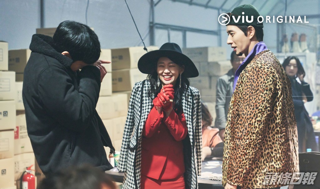 秦基周受訪時坦言拍攝最困難的地方就是忍笑。