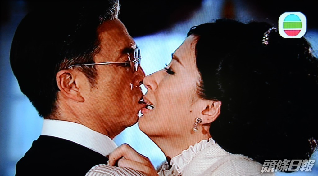 楊茜堯與劉松仁的吻戲曾被批拍得毫無美感。​