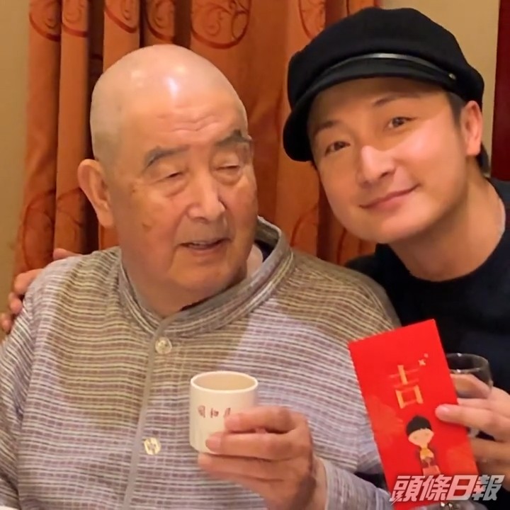 跟外公的樣子十分相似。