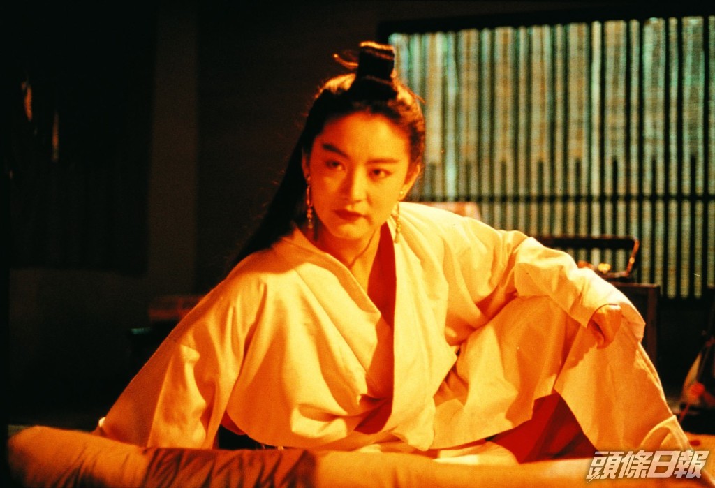 林青霞喺電影《笑傲江湖II東方不敗》中反串造型。