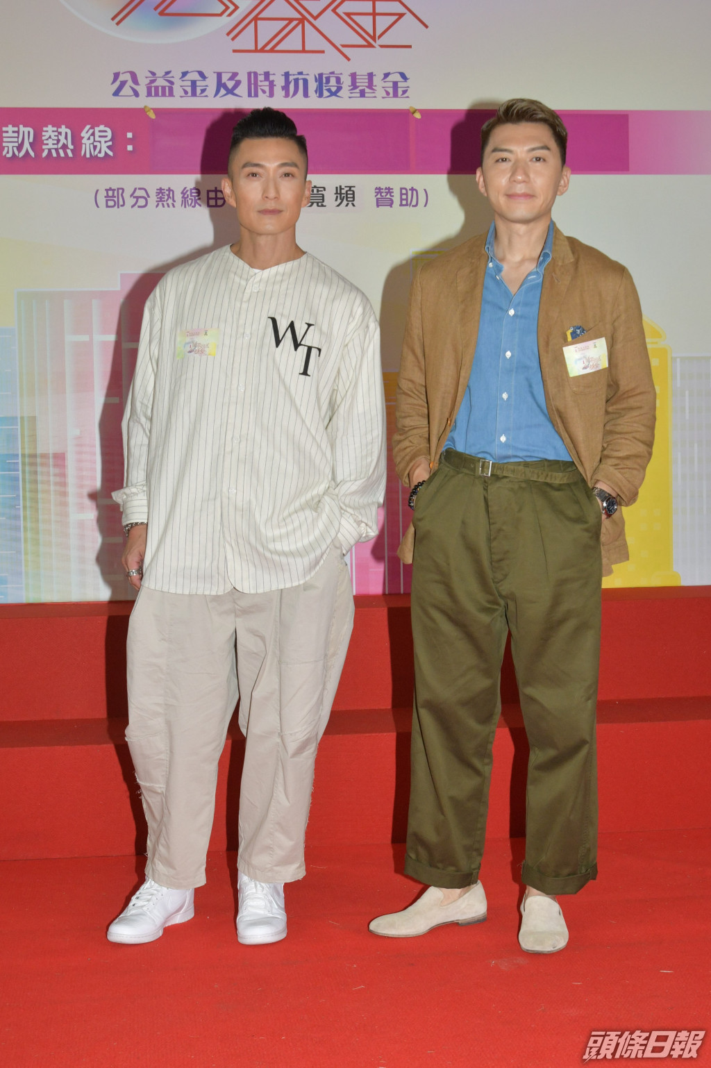  陳山聰（左）表示跳舞就留返畀袁偉豪表演。​