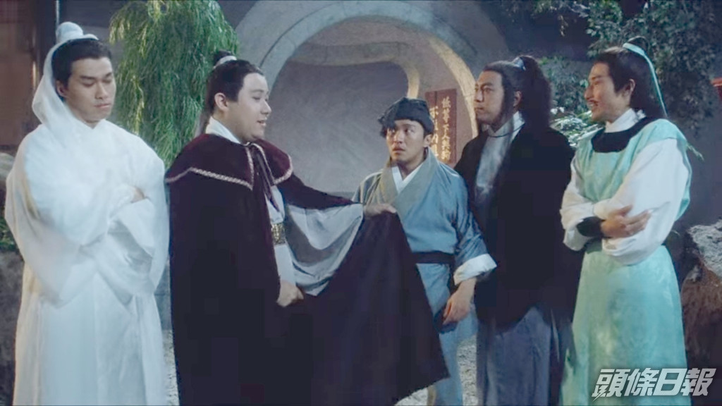 王偉樑於1993年拍攝電影《唐伯虎點秋香》，與劉錫賢、姜皓文、何英偉三人出演「四大淫俠」的「北濕」。