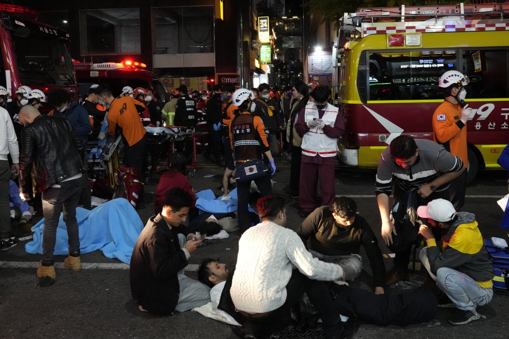 截至當地時間今日（30日）上午6時，149人遇難，76人受傷。AP