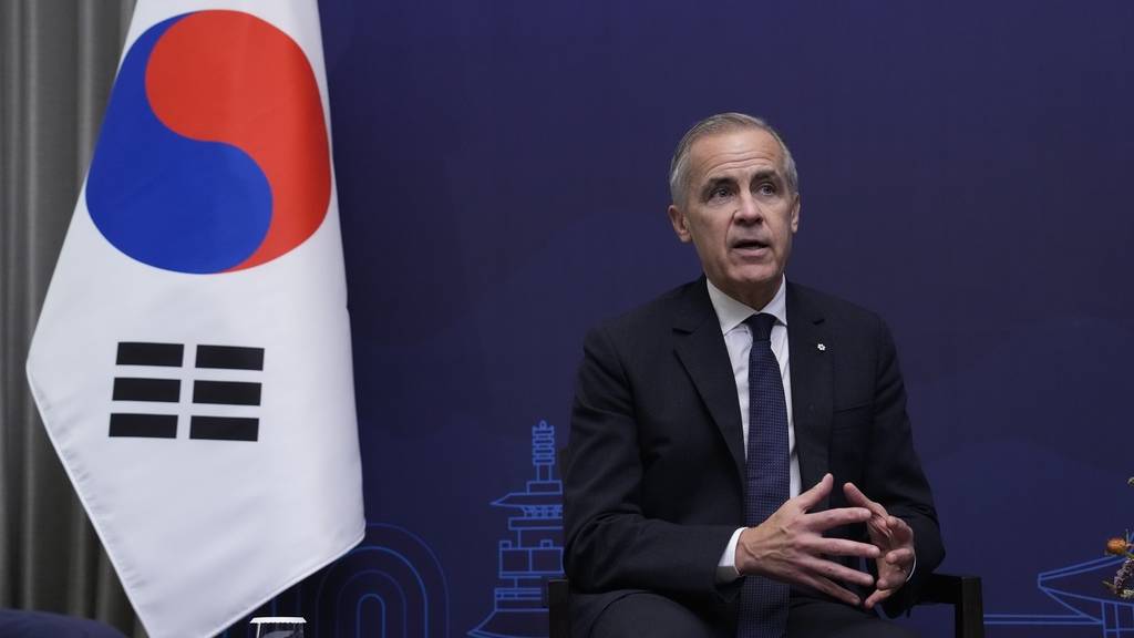 正在南韓的加拿大總理卡尼(Mark Carney)。 美聯社