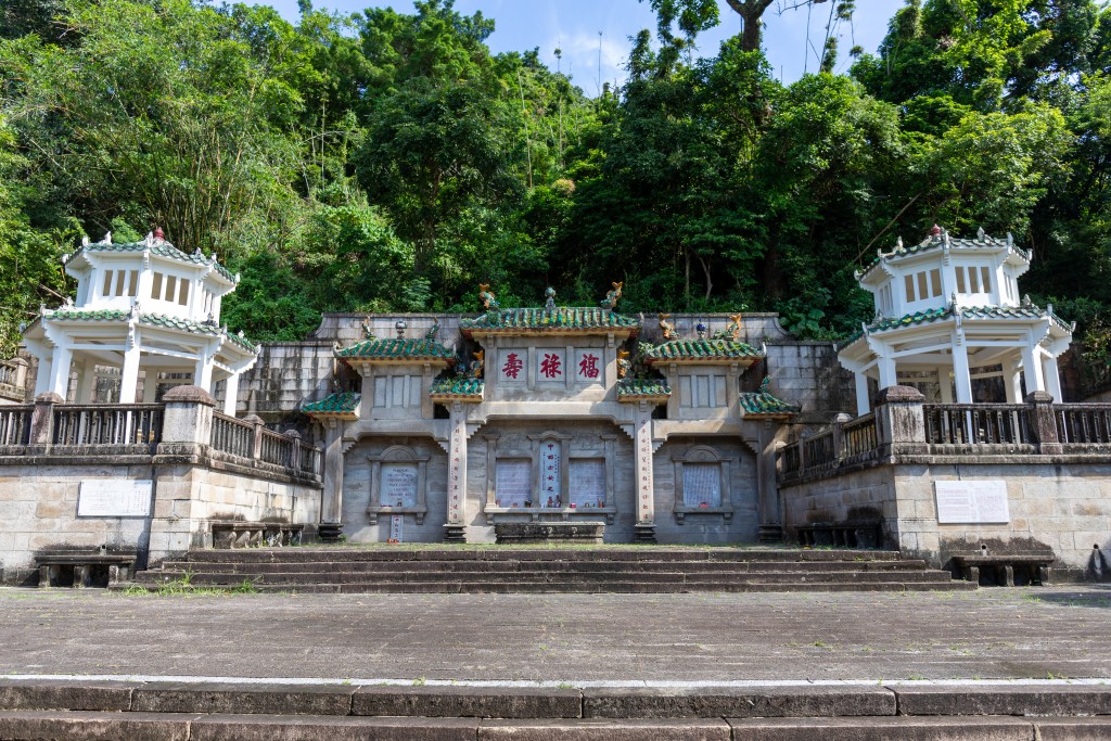 法定古蹟︰馬場先難友紀念碑。