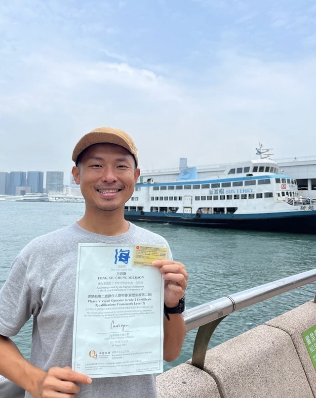 方紹聰有二級船牌及潛水教練牌。 方紹聰有二級船牌及潛水教練牌。