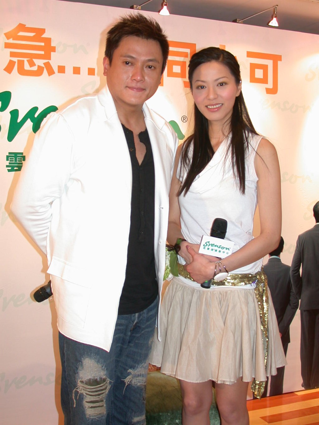 魏駿傑與滕麗名疑被張利華介入而分手。