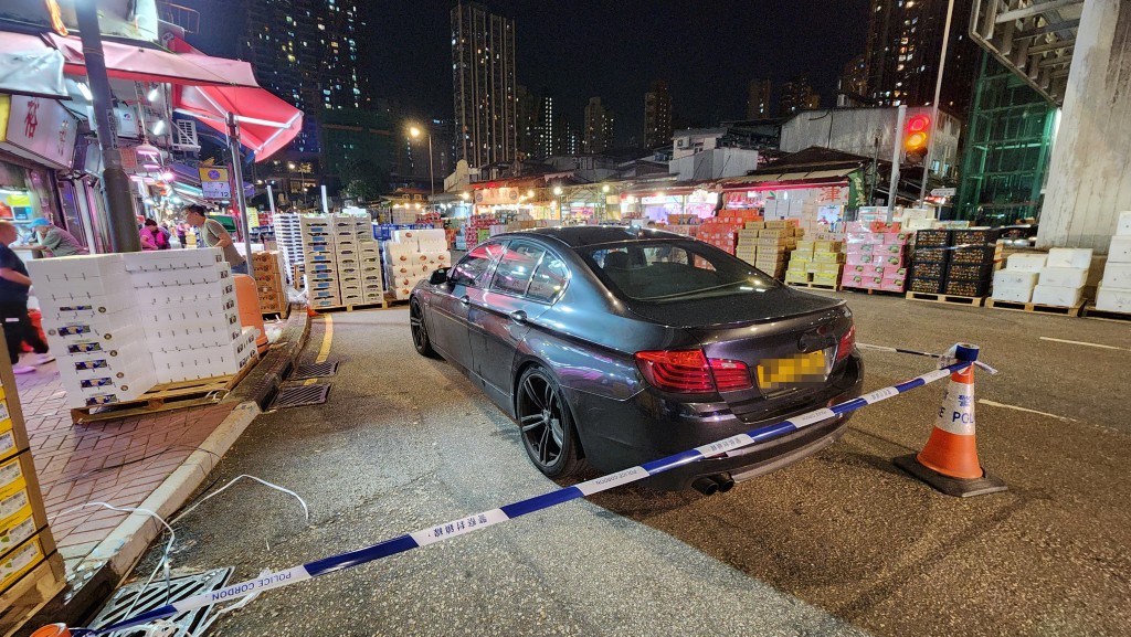 警方在油麻地截獲一輛毒品快餐車。