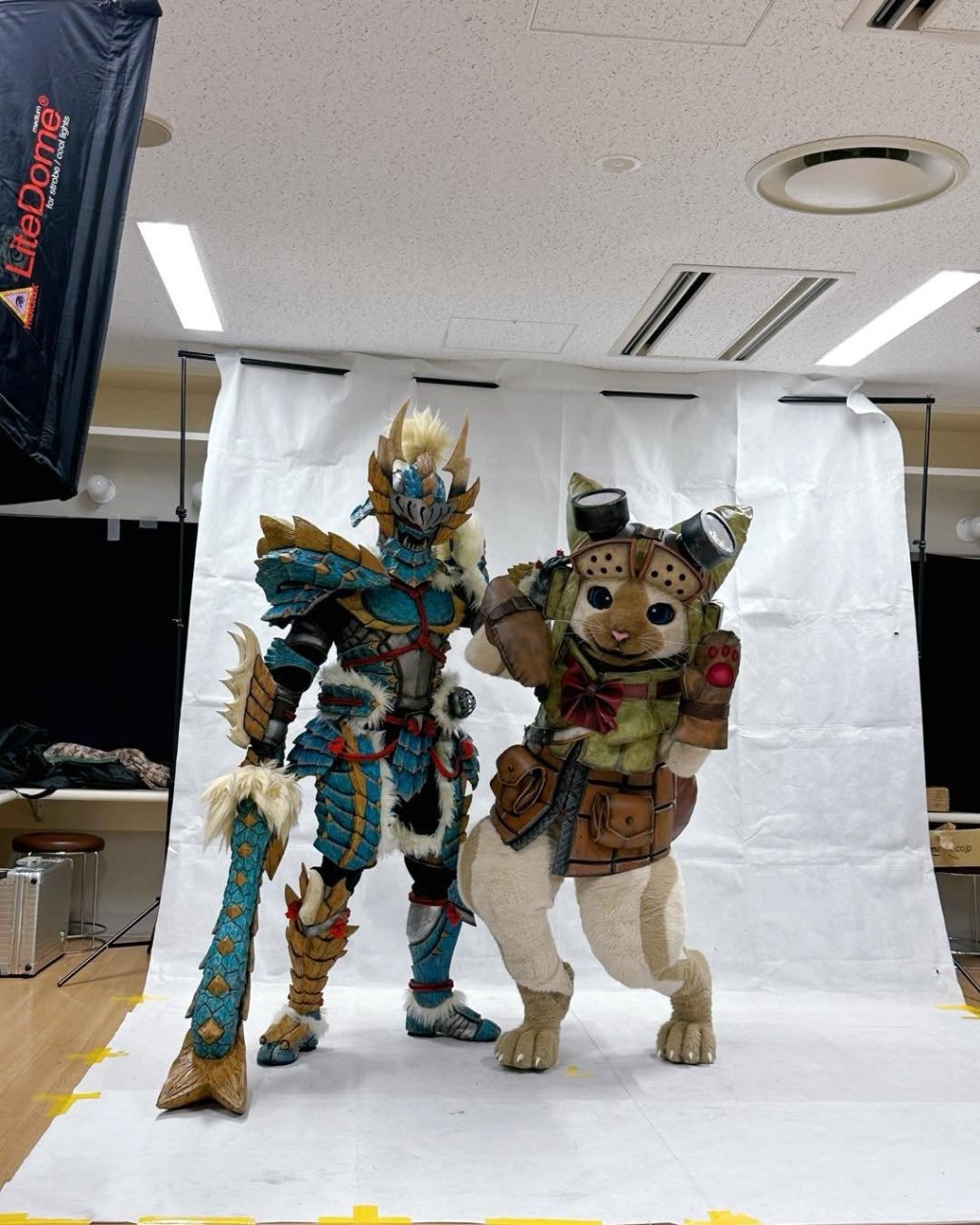 港队代表cosplay《魔物猎人》在世界Cosplay峰会首夺总冠军，创下历史。anicomhk@IG