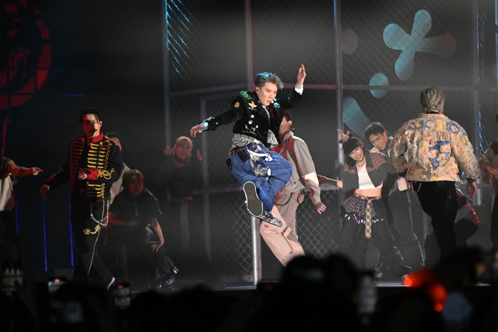 睇Frankie表演! 睇Frankie表演!