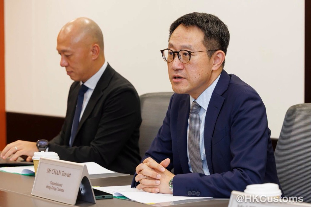 香港海關關長陳子達。 香港海關關長陳子達。
