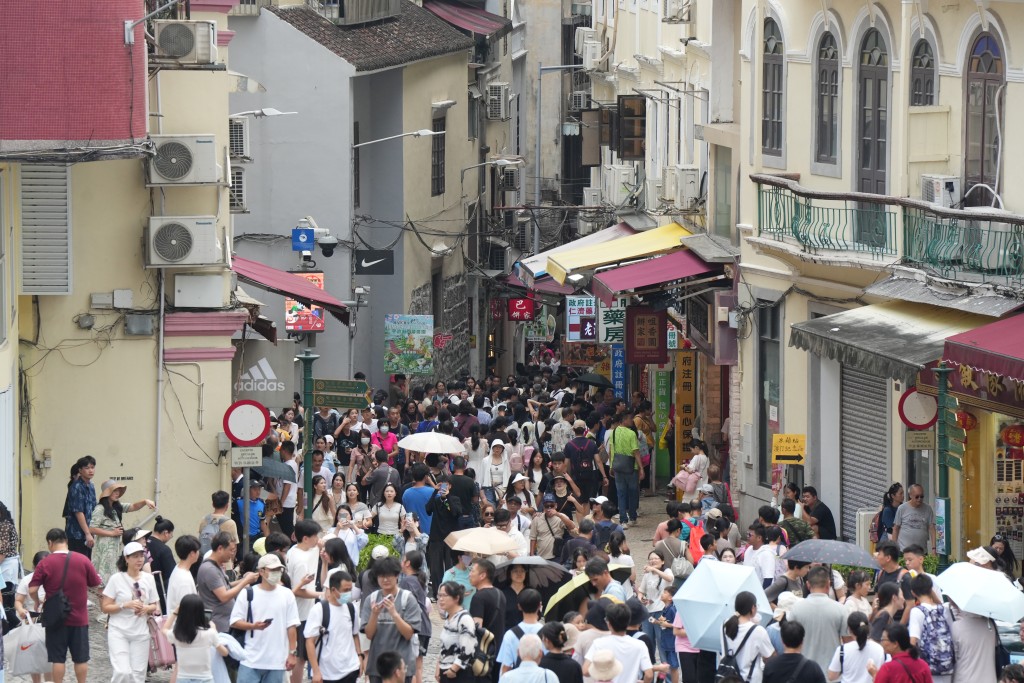 文绮华称，低价旅行团是多数问题的源头，呼吁旅客不要选择。资料图片