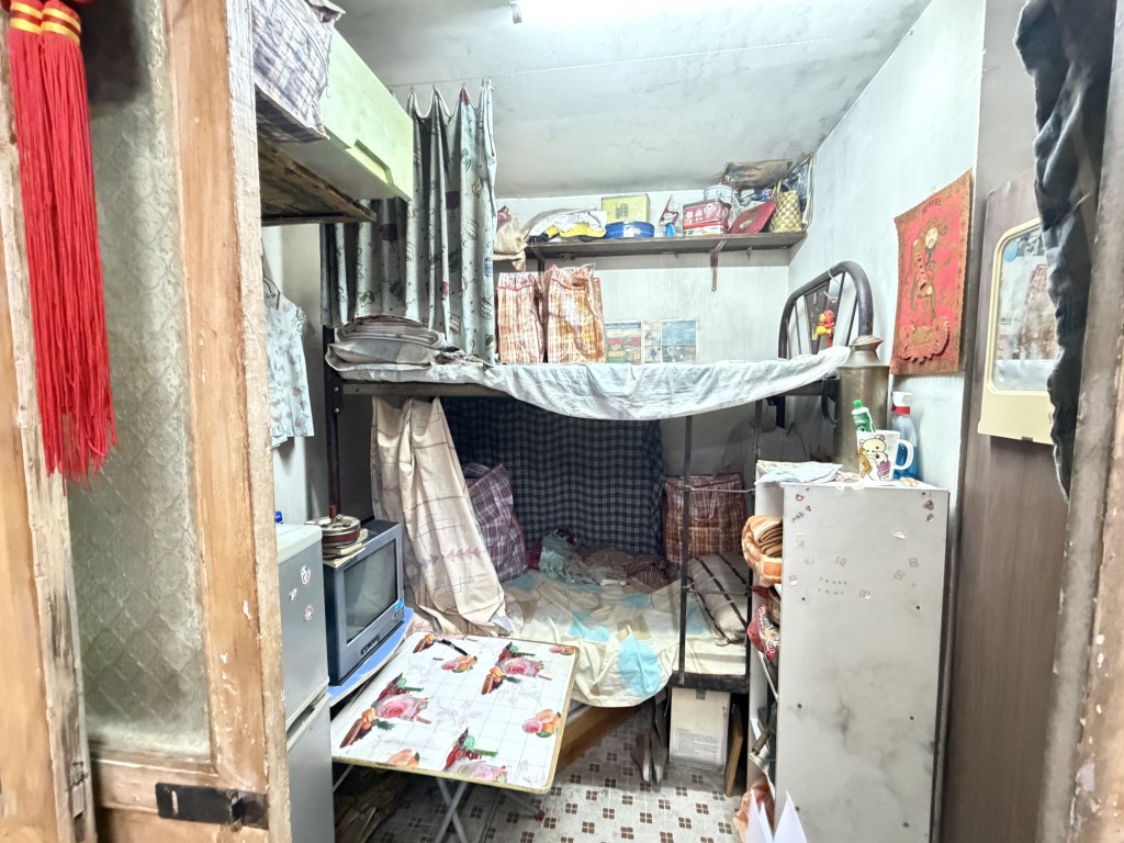 館內保留的重置舊區生活模擬場景,就「升級」加設感應裝置,讓參觀者通過聲音親歷其境。 佘丹薇攝 館內保留的重置舊區生活模擬場景,就「升級」加設感應裝置,讓參觀者通過聲音親歷其境。 佘丹薇攝