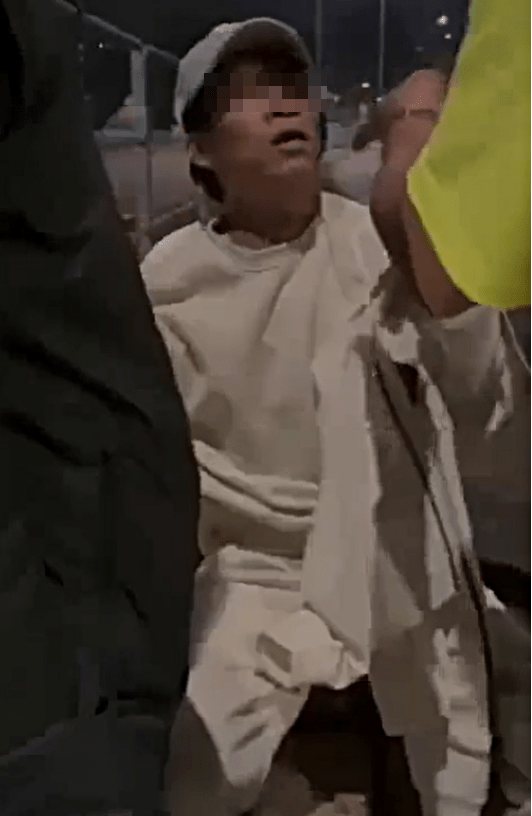 張在上水馬會道被人追債。網上截圖
