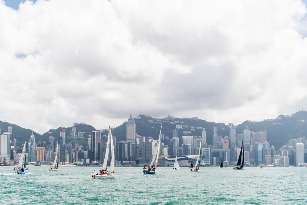 香港遊艇會每年均舉辦女子舵手賽。公關提供圖片
