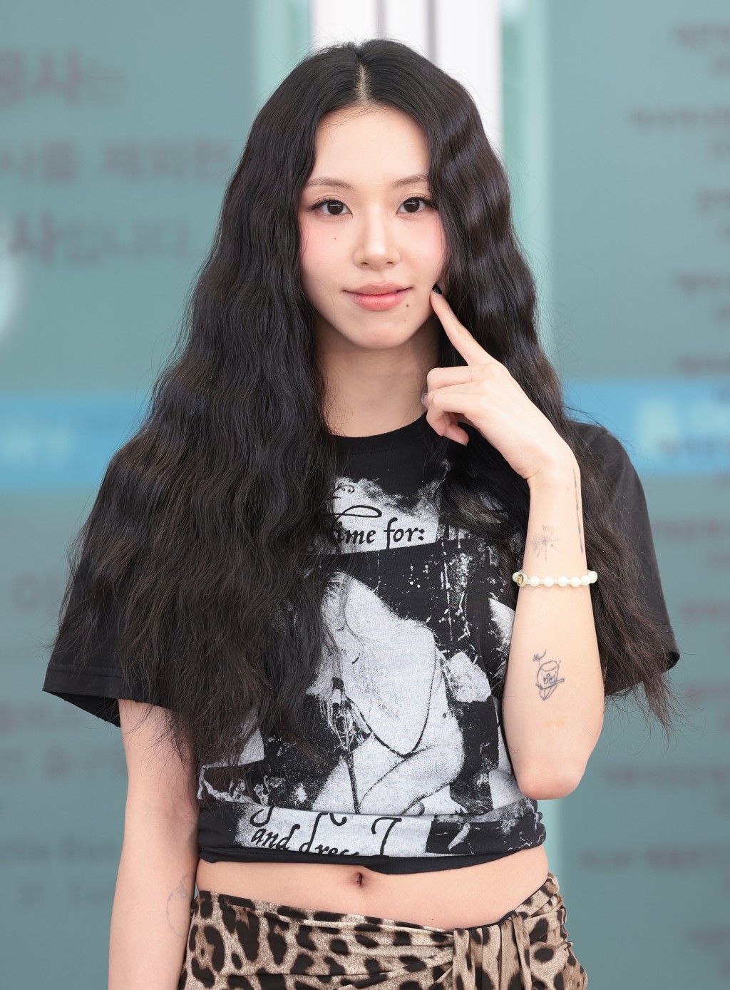 彩瑛今日宣布離開JYP。