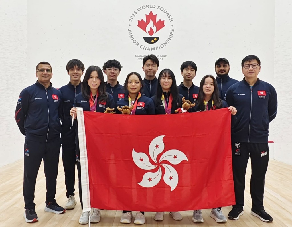香港女子隊於壁球世青賽女子團體賽勇奪銅牌。 香港女子隊於壁球世青賽女子團體賽勇奪銅牌。