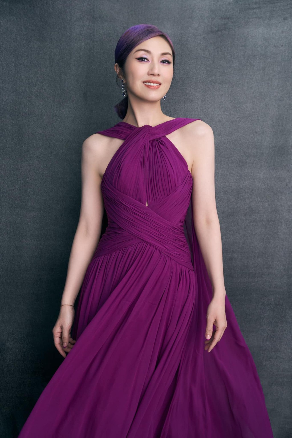 楊千嬅一直都鍾情紫色，其紫色髮形更是她多年來的標誌。