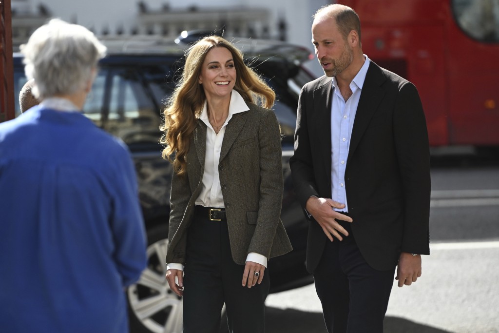 特朗普预计于周三跟皇储威廉王子和凯特皇妃会面。美联社 特朗普预计于周三跟皇储威廉王子和凯特皇妃会面。美联社