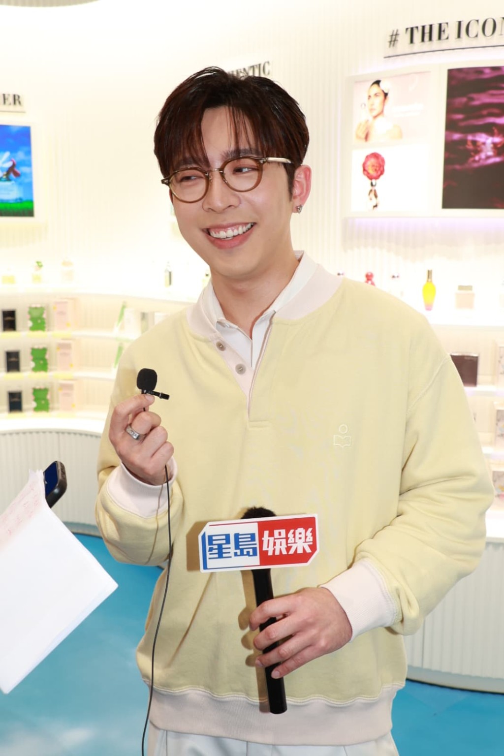 Edan借小儀過橋避談同林明禎婚事。 Edan借小儀過橋避談同林明禎婚事。