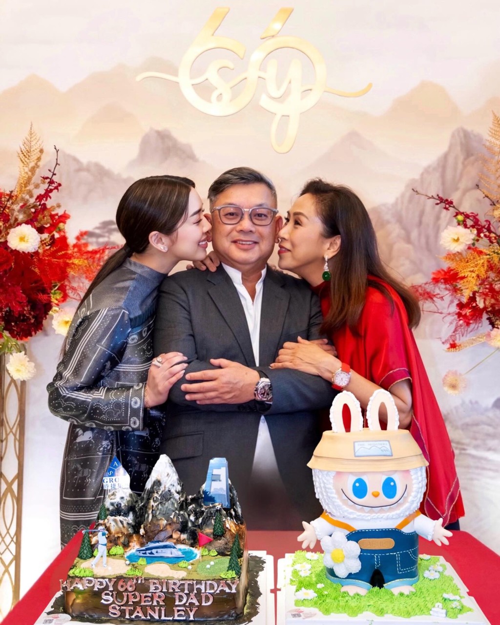 嚴紀雯是仁濟醫院前主席嚴玉麟的千金。 嚴紀雯是仁濟醫院前主席嚴玉麟的千金。