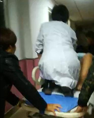 29分钟一直跪着。