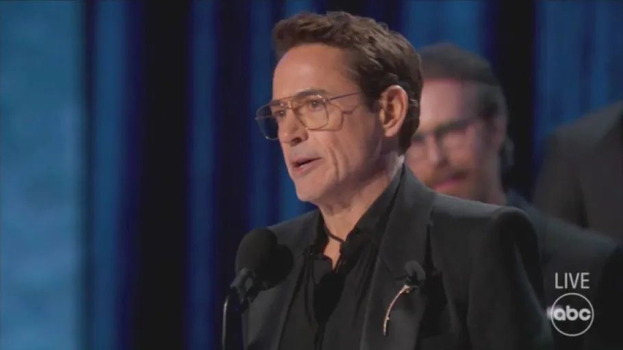 美国罗拔唐尼（Robert Downey Jr.）凭《奥本海默》首封最佳男配角。