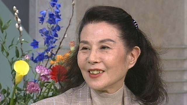 93歲日本資深女星久我美子日前進食期間噎到，造成「吸入性肺炎」，送醫搶救後宣告不治，享耆壽93歲。