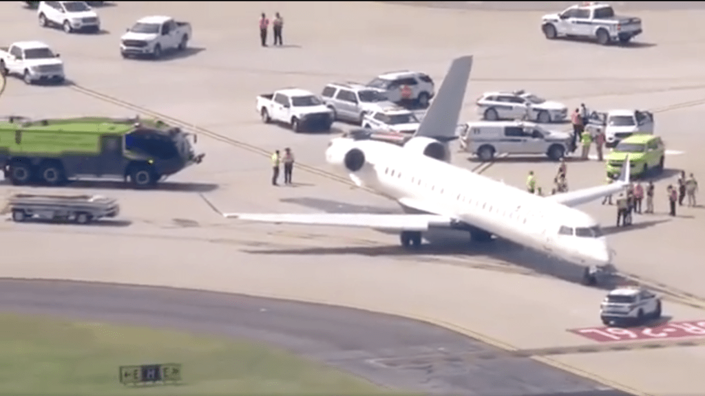 達美航空兩飛機在亞特蘭大相撞，其中一架飛機尾翼幾乎斷裂。X片段截圖