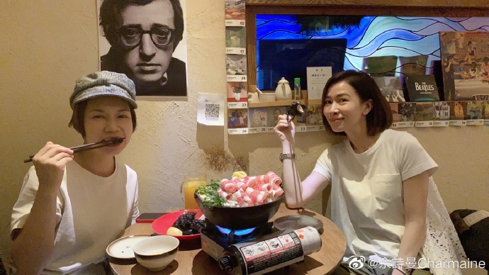 阿佘好鍾意食嘢,經常上載美食相。