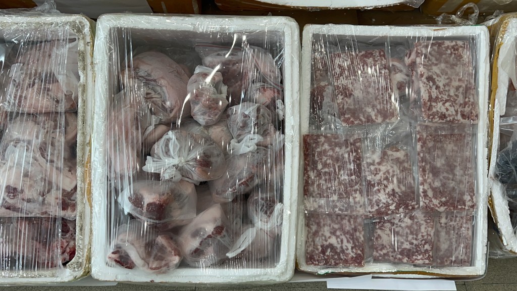 走私凍肉運送期間沒有儲存在適當溫度。楊偉亨攝