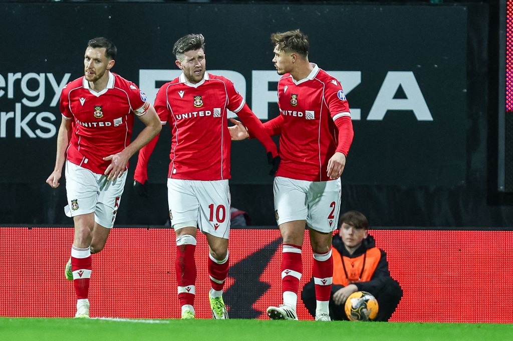 「死侍球会」域斯咸正为升班附加赛资格努力。法新社