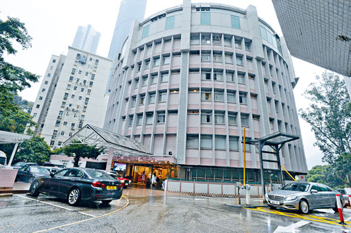 司徒拔道港安醫院，就重建向城規會申請放寬建築物高度限制。