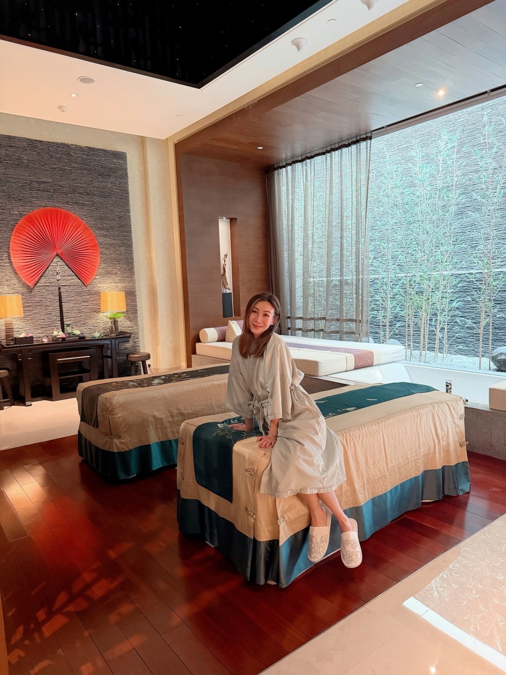 區文詩按摩做SPA。