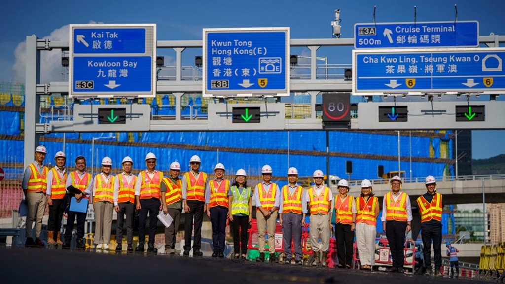 陳美寶表示,中九龍繞道(油麻地段)的主要結構工程已經完成,亦已通過消防檢查和測試。陳美寶網誌圖片