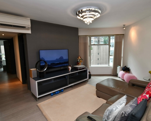 這個港運城1座低層B室，實用面積752方呎。