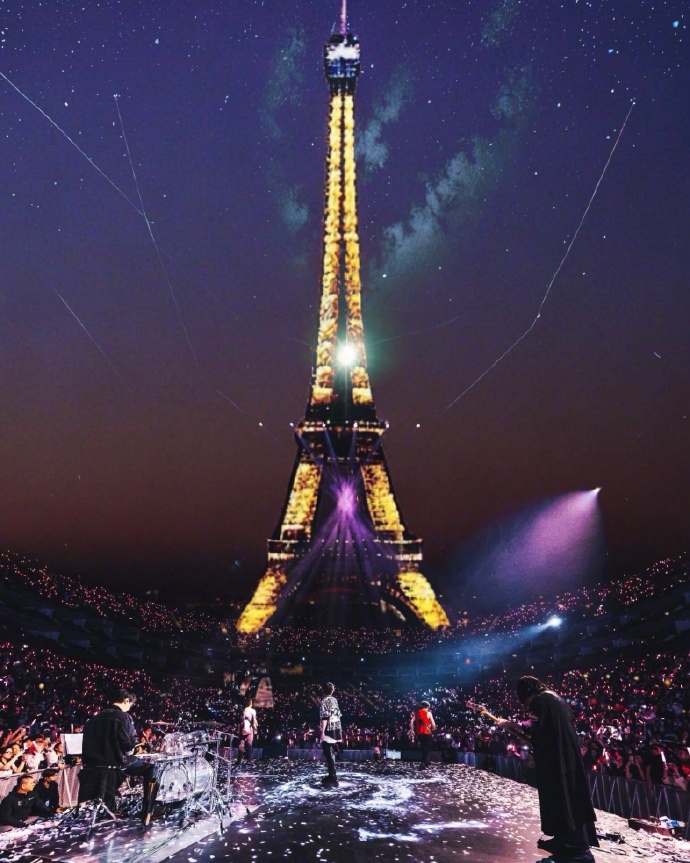 五月天於巴黎時間昨晚（7日）8點舉辦最終場《好好好想見到你》演唱會，更進行全程直播，邀全球一起見證他們的演出魅力，IG立刻衝破6萬人上線搶看。