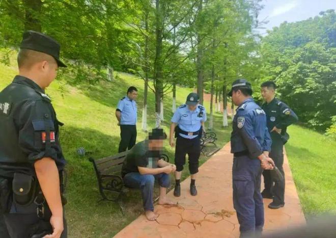 警員成功找到企圖輕生的男子。現代快報 警員成功找到企圖輕生的男子。現代快報