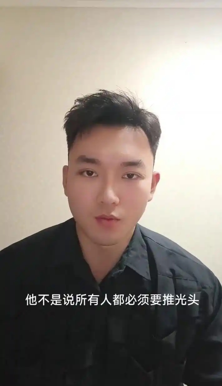 此前被救回國的男模楊澤琪。 此前被救回國的男模楊澤琪。