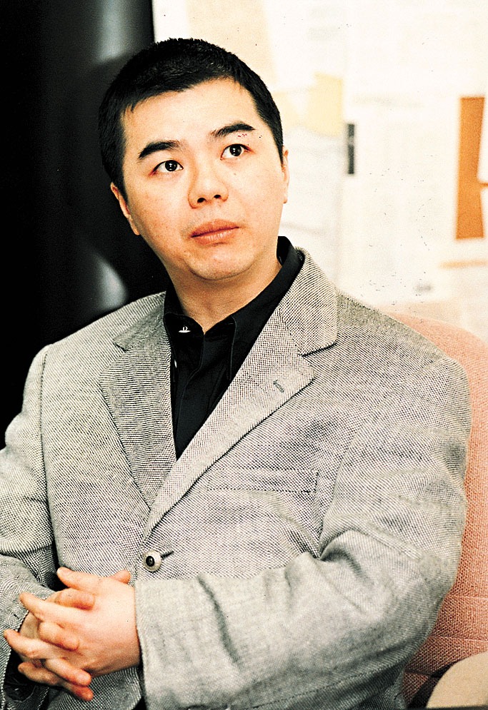 據悉,昏迷尹男為人稱「劏場大王」的資深物業投資者尹柏權。資料圖片 據悉,昏迷尹男為人稱「劏場大王」的資深物業投資者尹柏權。資料圖片