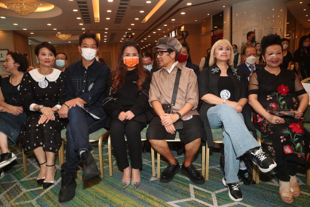 不少圈中人現身支持。