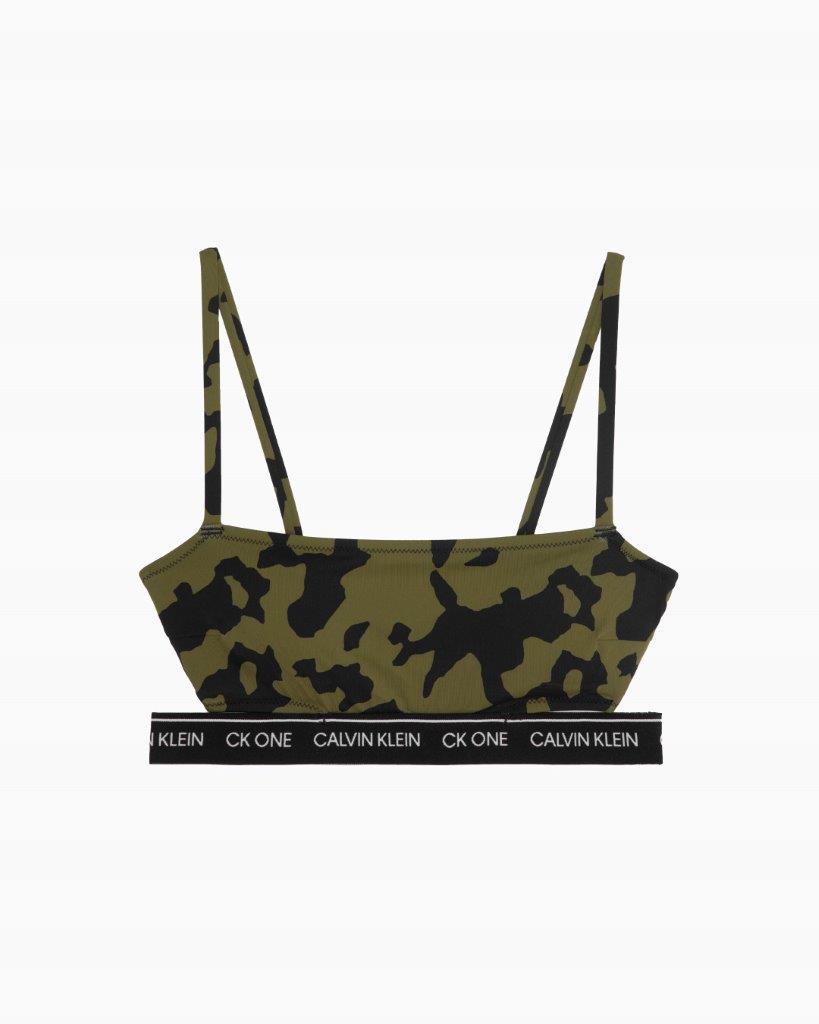 綠拼黑色印花圖案Cut Out比堅尼/Top/$490/C。