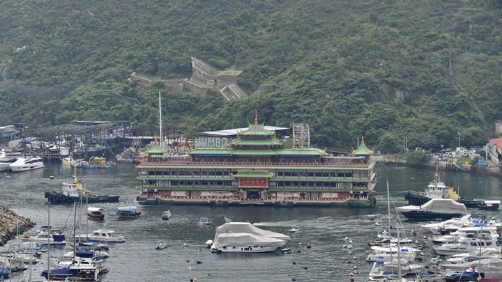 珍寶海鮮舫6月在移送往東南亞期間翻沉。資料圖片