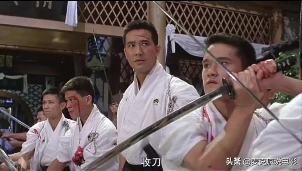 有網民分享他1994年還未入TVB時，拍陳嘉上導演電影《精武英雄》的照片。
