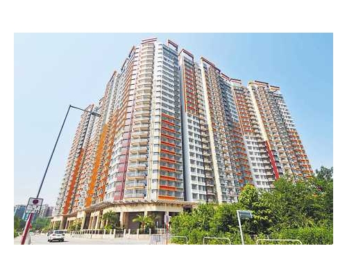 翹翠峰3房家庭客975萬承接 高市價1%