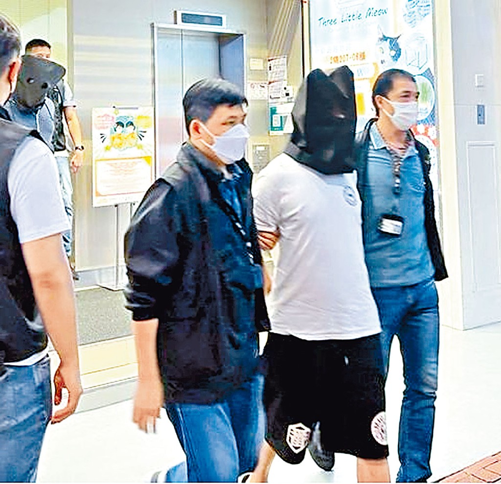 虛擬貨幣店遭淋漆遺字「呃人血汗錢」